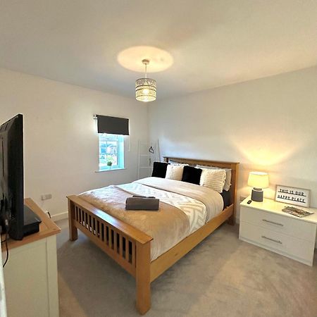 Luxury Countryside Stay - Waters Upton, Телфорд Экстерьер фото